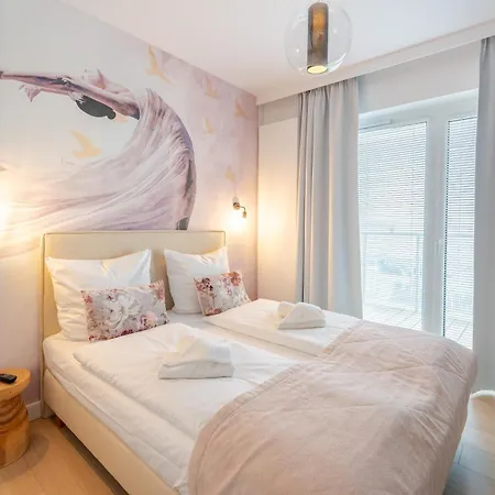 Apartment Z Basenem I Sniadaniem -polanki Aqua -holiday