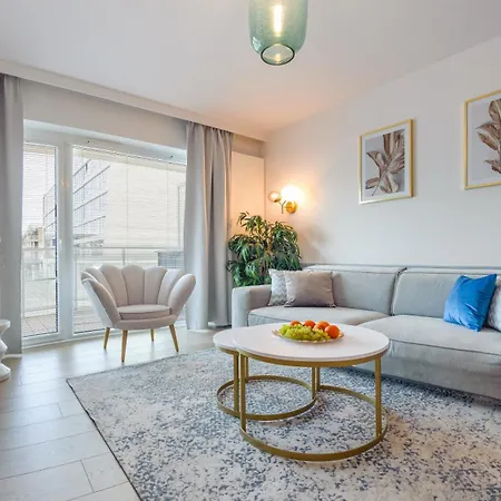 Z Basenem I Sniadaniem -polanki Aqua -holiday Apartment *