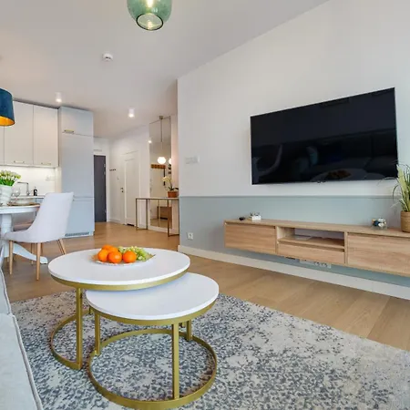 Apartment Z Basenem I Sniadaniem -polanki Aqua -holiday