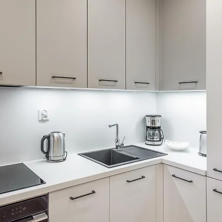 Apartment Z Basenem I Sniadaniem -polanki Aqua -holiday Kolobrzeg