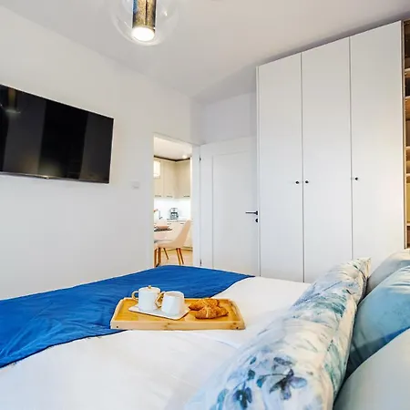 Apartment Z Basenem I Sniadaniem -polanki Aqua -holiday