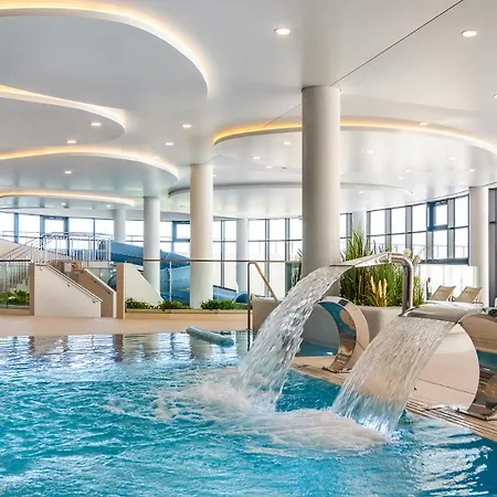 Z Basenem I Sniadaniem -polanki Aqua -holiday Apartment