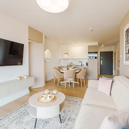 Apartment Z Basenem I Sniadaniem -polanki Aqua -holiday