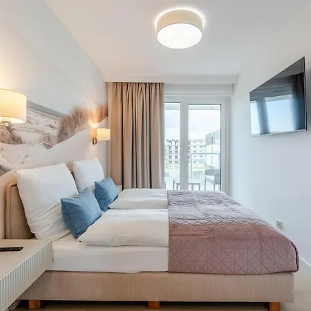 Z Basenem I Sniadaniem -polanki Aqua -holiday Apartment Kolobrzeg